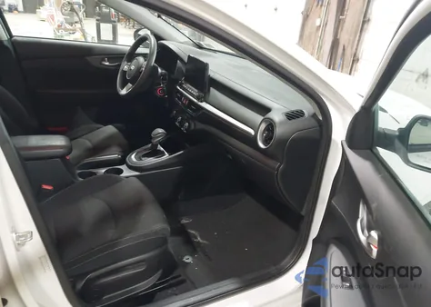 2021 Kia Forte Lxs from USA, damaged, VIN 3KPF24AD6ME292277